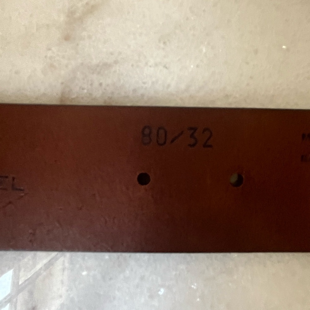 Frank Daniel Buckle Casual 1 1/2" wide Genuine Leather Belt . Italy .39.5” Long - Picture 7 of 16